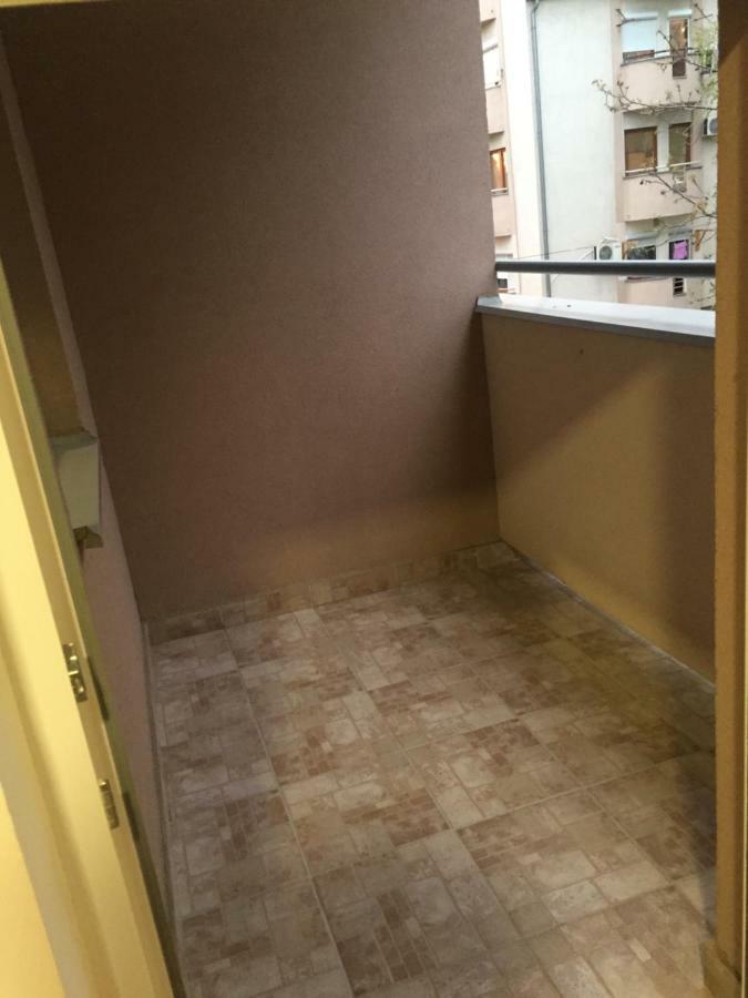 Stan Na Dan Centar Apartman Szabács Kültér fotó